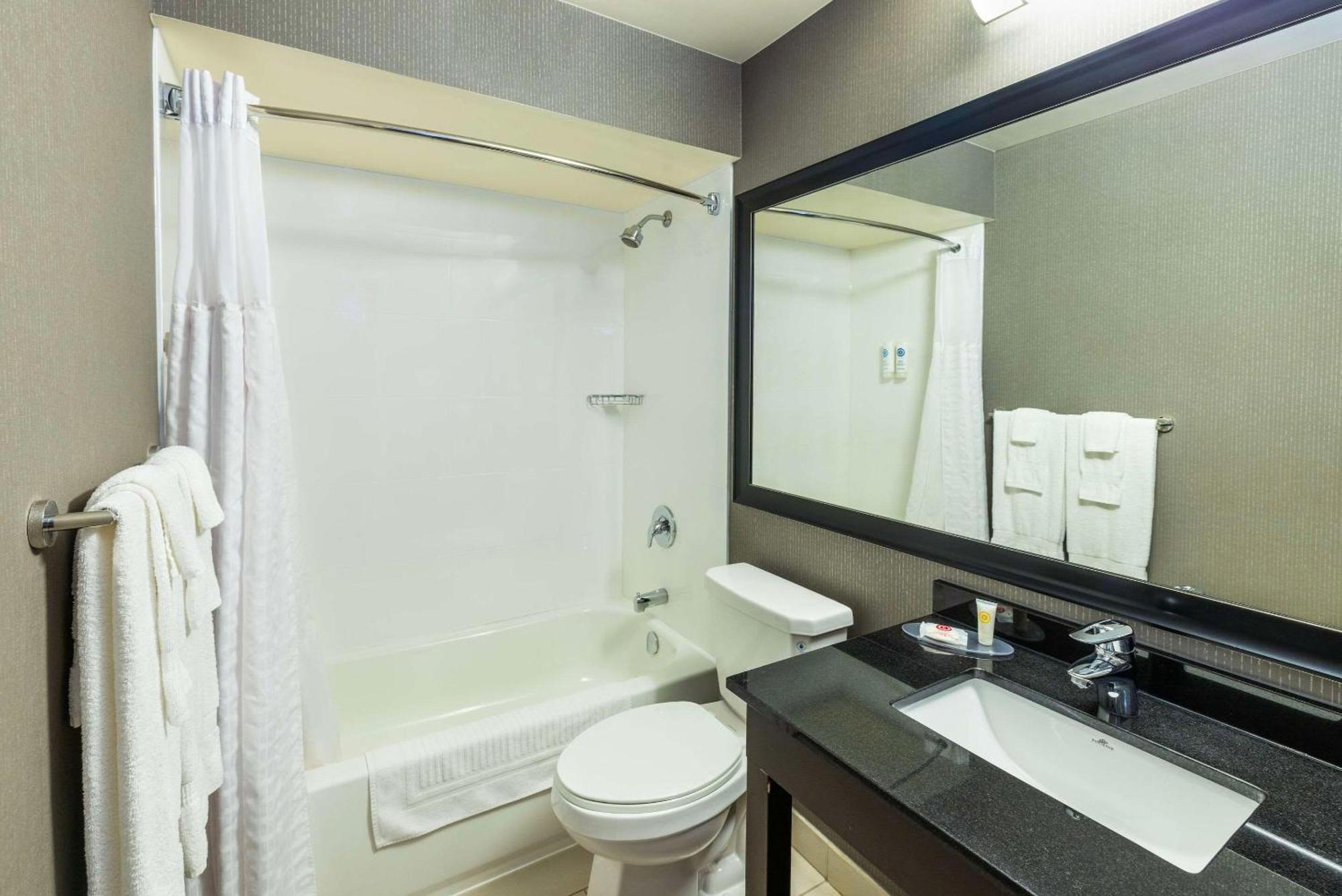 Comfort Inn Amherst Ngoại thất bức ảnh